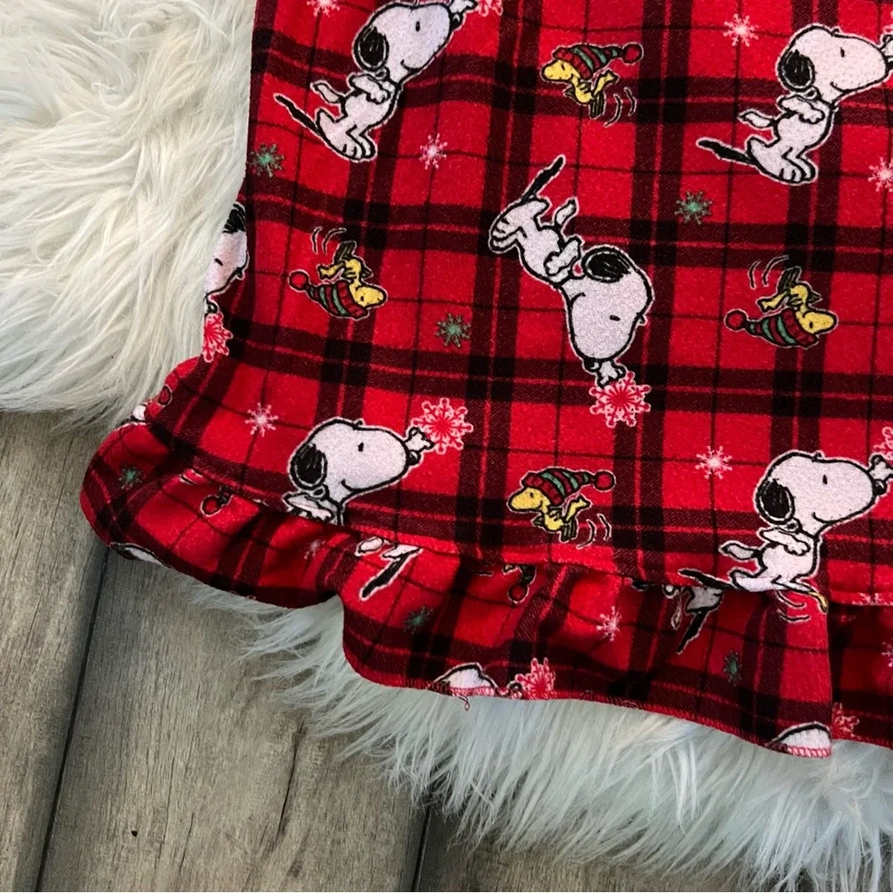 Girls Snoopy Peanuts Christmas Nightgown Size Small